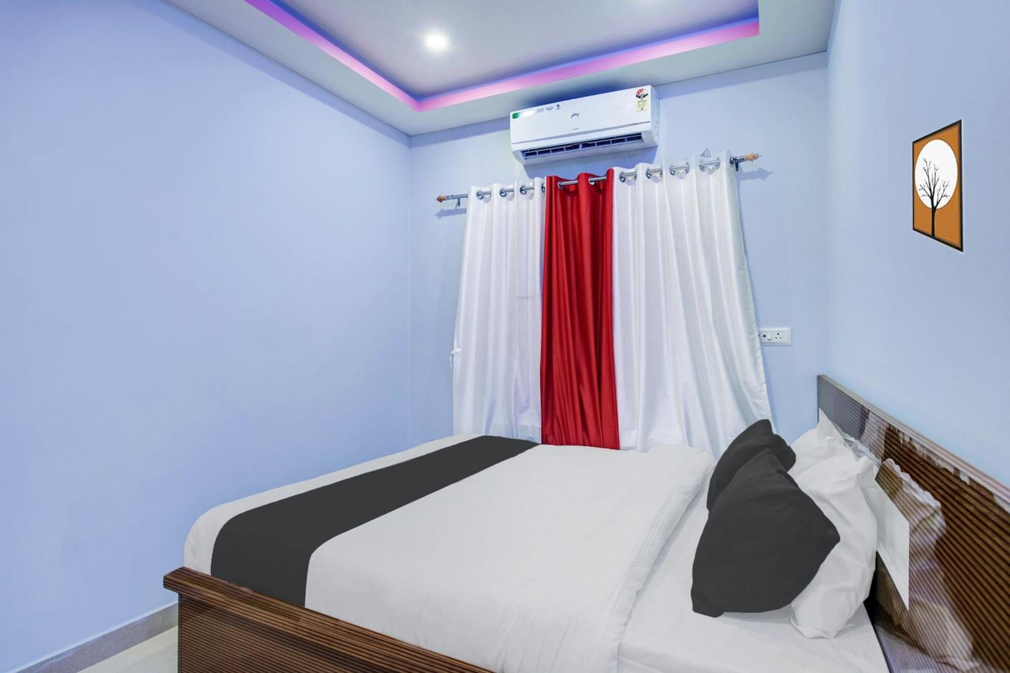 Super Hotel O Sai D-Lux Guwahati Exteriör bild