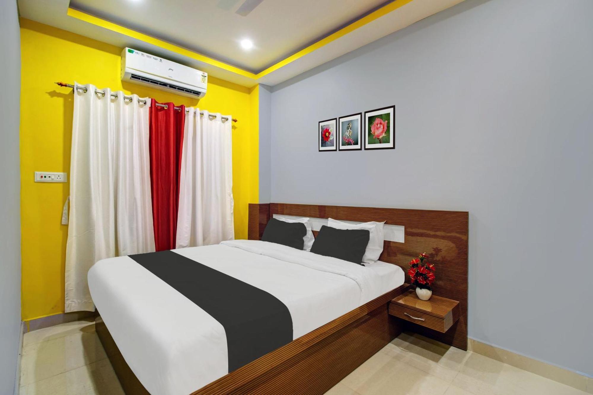 Super Hotel O Sai D-Lux Guwahati Exteriör bild